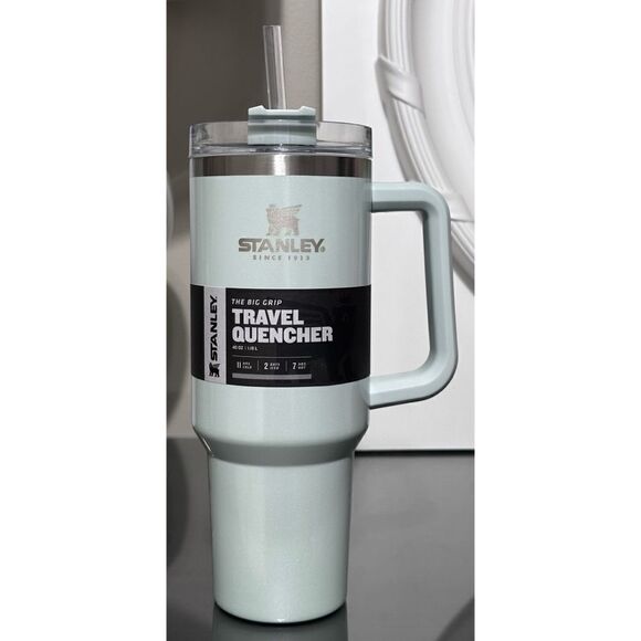 Stanley “OG” Adventure Quencher 40oz Tumbler- SPEARMINT PEARLESCENT - Picture 1 of 4